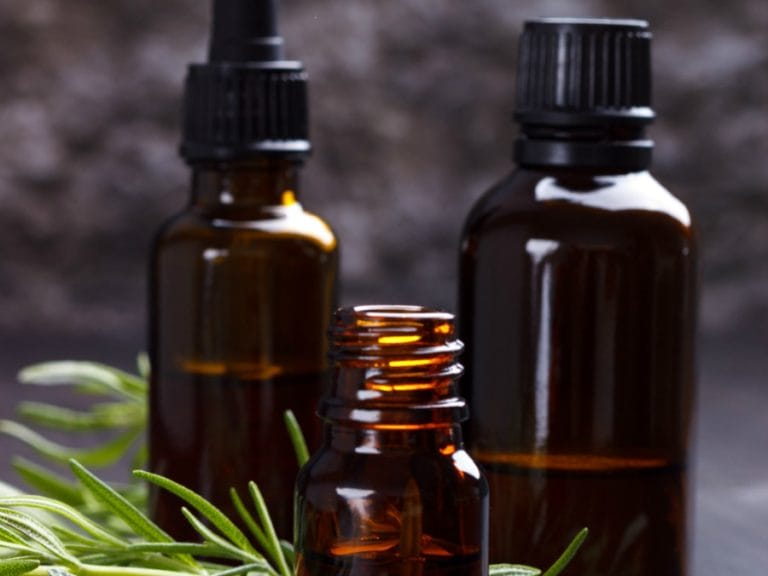 Simple Steps in Stocking a Natural Medicine Cabinet