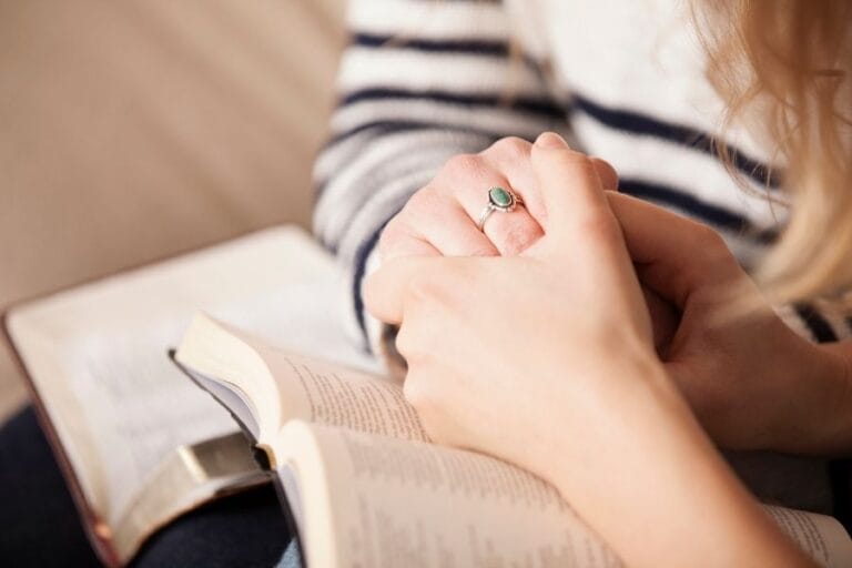 Blessed are the peacemakers, for they shall be called sons of God. Matthew 5:9 @thankfulhomemaker